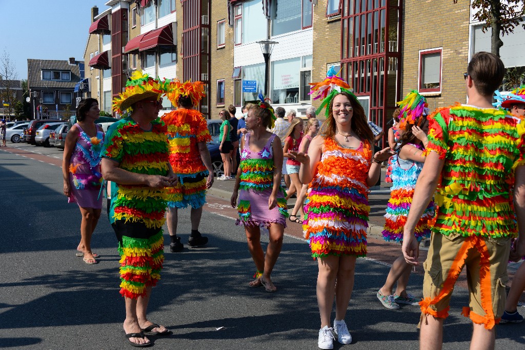../Images/Zomercarnaval Noordwijkerhout 109.jpg